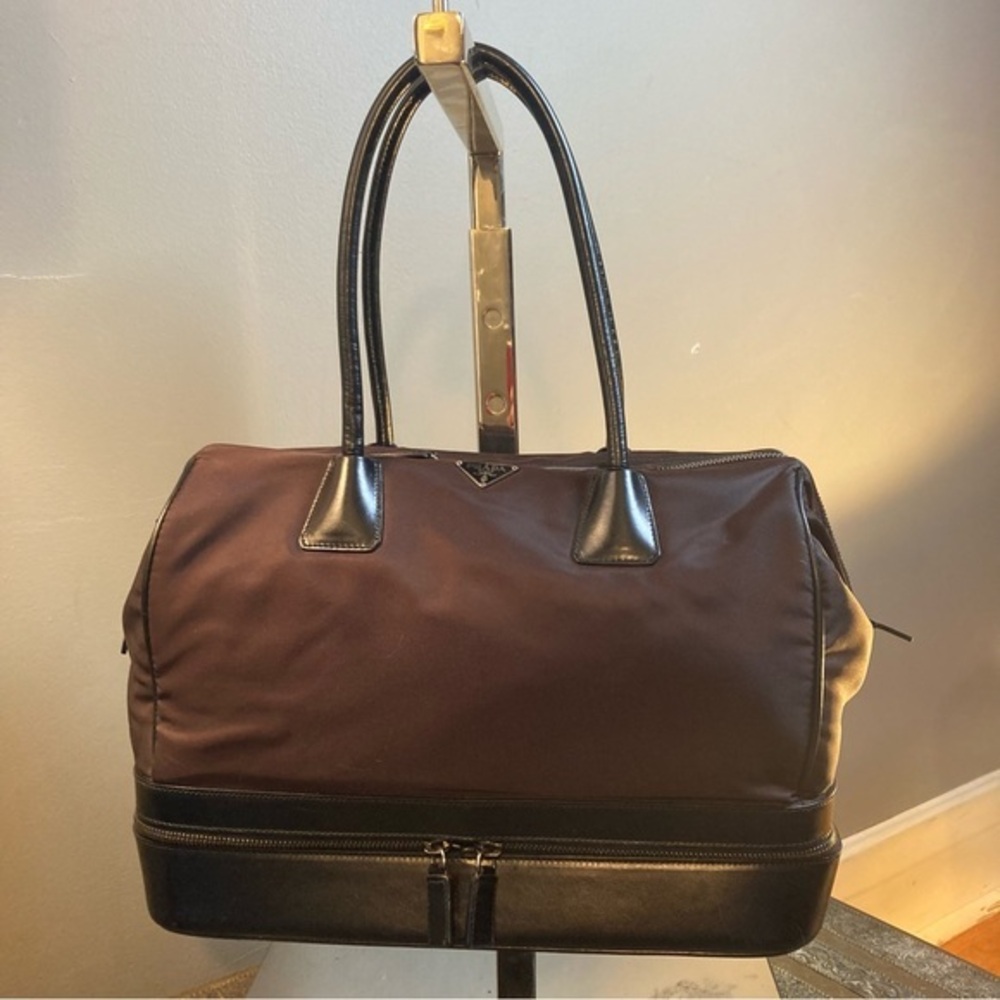 Prada nylon medicine bag top handle‎ train case black burgundy COA included - Picture 4 of 15